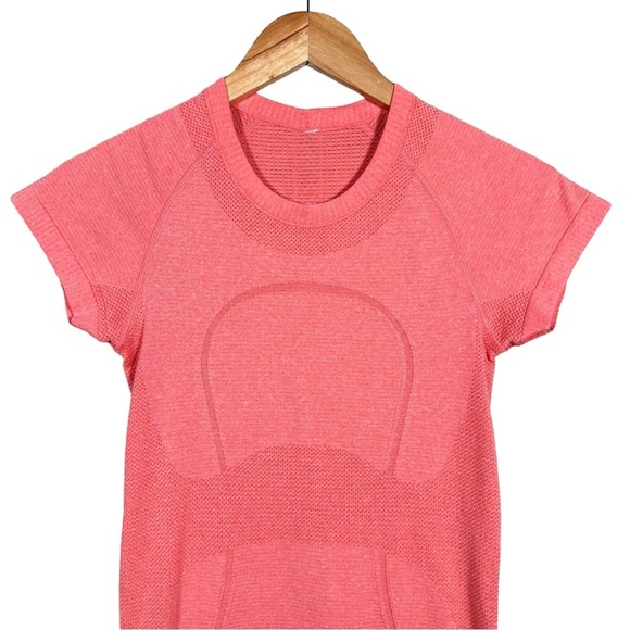 LULULEMON Swiftly Tech Short Sleeve Crew in Heathered Alarming - Picture 9 of 13